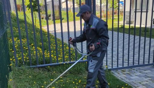 Результаты благоустройства в жилых домах «Максимова 37Б и 39» за май 2025